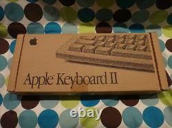 Apple Keyboard II ADB New Factory Box Vintage Rare Mac M0487LL/A M0487