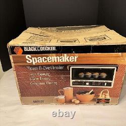 Black & Decker SO2500 Spacemaker Toast-R-Oven Broiler Vtg New Open Box Rare