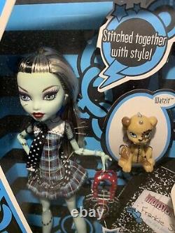 Monster High Frankie Stein New In Box-first Wave 2009-rare
