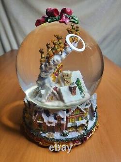 RARE VTG San Francisco Music Box Company The Christmas Song Snow Globe