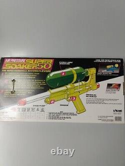 RARE Vintage 90's Larami SUPER SOAKER 50 Water Gun Toy with Original Box! 1990