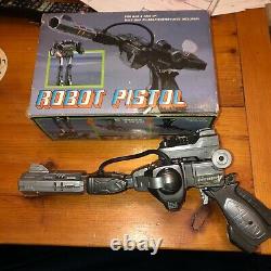 RARE Vintage Radio Shack Transformer Robot Pistol laser Figure with Box 80's