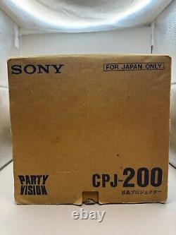 RARE Vintage Sony CPJ-200 projector With Original Box And Cover