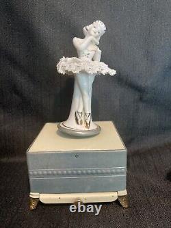 Rare Very Vintage 1950 Dancing Ballerina Music Box