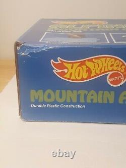 Rare Vintage Hot Wheels Sto & Go Alpine Mountain Adventure Playset in Sealed Box