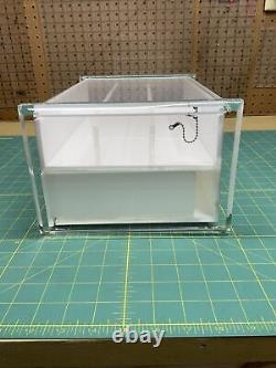 Rare Vintage Superb Quality Lucite Musical Jewelry Box