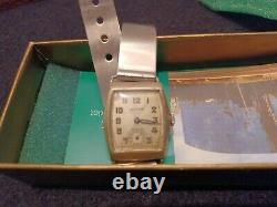 Rolex Mens Watch Vintage Unicorn Military Rare Dial Serviced great band in Box