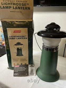 Vintage Coleman Lighthouse Lantern With Box Great Condition RARE