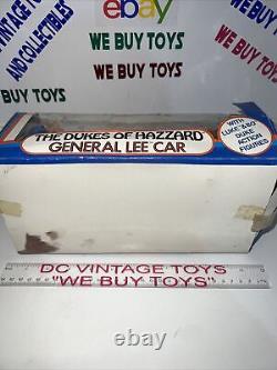 Vintage Mego Dukes of Hazzard 3/4 1981 Original box With Luke & Bo RARE