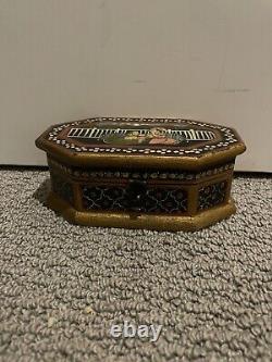 Vintage Octagon India Hand Painted Wooden Box Hinge Raja Rani King Queen RARE