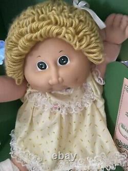 Vintage Original 1985 COLECO CABBAGE PATCH Doll NEW in Box RARE