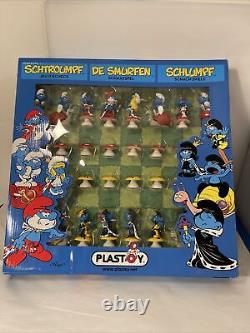 Vintage Peyo The Smurf's Smurfs 3D PVC Chess Set Plastoy New in Box Amazing Rare
