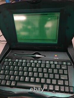 Vintage RARE Apple Newton eMate 300 Laptop With Original Box & Manuals OO492