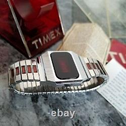 Working Vintage 1977 Timex SSQ 202 LED Watch Box and Papers Rare Cylon Bracelet