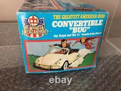 1981 Super Rare Vintage Mego Le Plus Grand Héros Américain Convertible Bug Box Set Bill