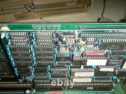 Amiga Boîte D'origine 2000 Hd Est Que Le Système IBM At 68030 Rare Vintage Commodore Hdwr