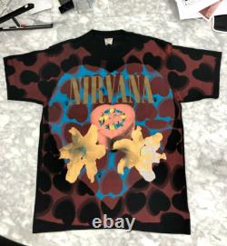 Authentic Vintage 1993 Nirvana Coeur En Forme De Boîte T-shirt Taille Grand Ultra Rare