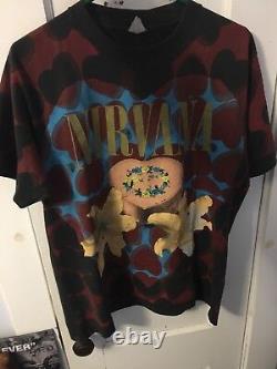 Authentic Vintage 1993 Nirvana Coeur En Forme De Boîte T-shirt Taille Grand Ultra Rare