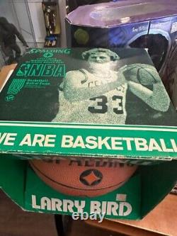 Basketball vintage Larry Bird Spalding avec boîte originale Rare Celtics