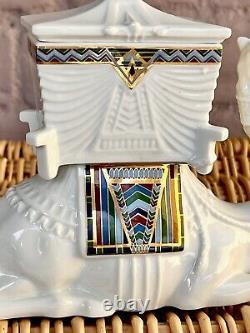 Boîte à bibelot rare en porcelaine de chameau Elizabeth Arden Trésors des Pharaons Vintage