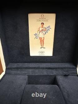 Boîte rare de montre Omega Olympic vintage avec boîte extérieure Omega originale
