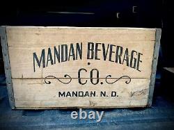Caisse en bois vintage de la Rare Mandan Beverage Co, Dakota du Nord, ND