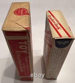 Confiserie rare et ancienne Cracker Jack, neuve dans sa boîte : l'une est authentique, l'autre est rétro