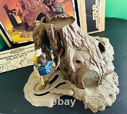 Jouet d'action rare Vintage Star Wars Dagobah avec boîte en mousse originale COMPLÈTE