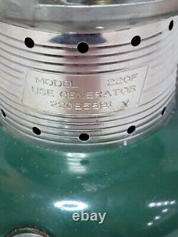 Lanterne Vintage Coleman 220f Avec Boîte De Lanterne En Métal Rare Smith-victor