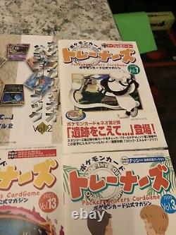 Lot de magazines vintage Pokemon Trainer avec boîte Rare Charizard, espeon +++ Tcg