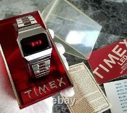 Montres Vintage 1977 Timex Ssq 202 Led Boîte Et Papiers Bracelet Cylon Rare