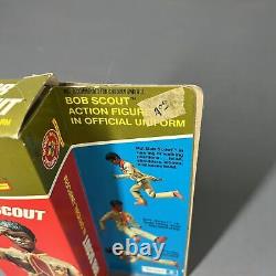 Poupée Bob Scout Boy Vintage 1974 de la marque Kenner, toute neuve dans sa boîte - RARE.
