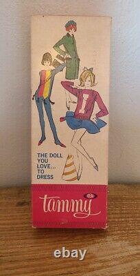 Poupée Tammy idéale rare de collection avec boîte, cheveux blonds, support et chaussures