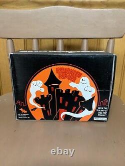 RARE Vintage Halloween Spooky Pop Ups Squeaker Witch Skeleton FULL BOX	
	 <br/><br/>

  Rare Vintage Halloween Pop-ups Effrayants de Sorcière Squeaker et de Squelette en Boîte Intégrale