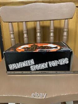 RARE Vintage Halloween Spooky Pop Ups Squeaker Witch Skeleton FULL BOX

<br/>
	  <br/> Rare Vintage Halloween Pop-ups Effrayants de Sorcière Squeaker et de Squelette en Boîte Intégrale