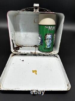 Rare ! Boîte à lunch vintage des Munsters de 1965 avec thermos