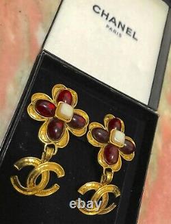 Rare Vintage Chanel 1994 Red Gripoix Pearl Clover Or Boucles D'oreilles Coeurs Boucles D'oreilles + Boîte CC