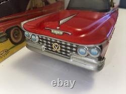Rare Vintage Daito Friction Rouge Buick Invicta Convertible Toy Tin Car Avec Boîte