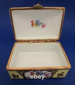 Rare Vintage Limoges Boîte à bibelots en porcelaine 5 1/4 X 3 1/4 Peinte à la main France
