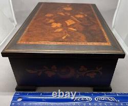 Rare Vintage Sorrento Specialties Wood Inlaid Music Bell Box. Bees Musicaux Weber