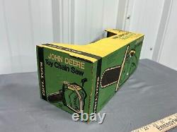 Scie à chaîne jouet vintage Ertl John Deere neuf dans sa boîte verte et jaune RARE