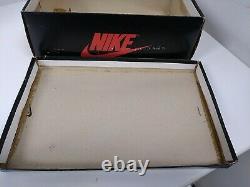 Ultra Rare Vintage 1985 Sky Jordan I Boîte Vide Nike 19182 Taille 6 Blanc Unc