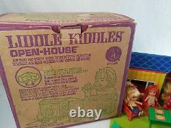 Vintage Mattel Liddle Kiddles Open House W Box Poupées & Meubles! Très Rayonnée